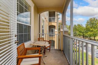 Peaceful Getaway in Windsor Hills - 6