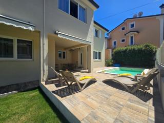 Dolce vita - apartments with pool near Poreč - Nova Vas - 4