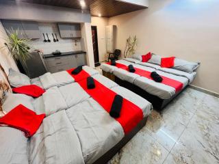 ADH Royal Dot Inn - Mysore - 1