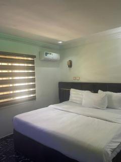 Demayafolo suite - Gwarinpa - 6