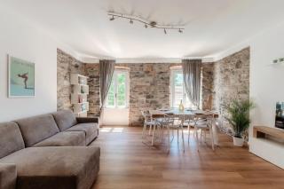 Daisy Flower Apartment - The House Of Travelers - Como - 0