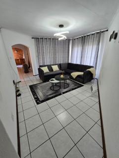 Pvt Guesthouse 2 hour Stay Booking - Johannesburgo - 9