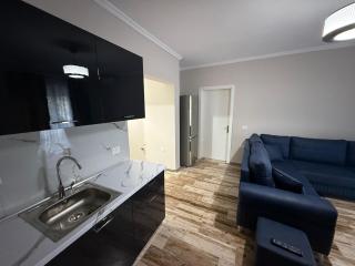 Ami's Apartments - Golem - 8