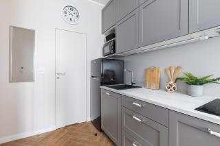 Modern studio AC Batorego by VAYA - Warsaw - 2