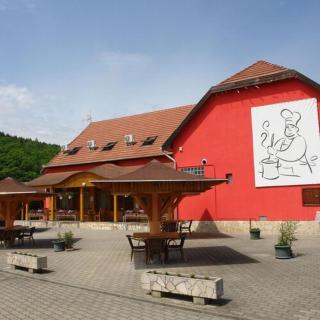 Vár Panzió és étterem - Sirok - 4