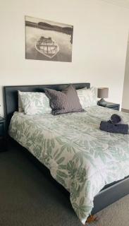 Beautiful and big house with ample space and room - Banksia Beach - 3