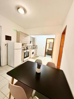 Dorothea Apartments - Self-Catering Accommodation - Koskinou - 1
