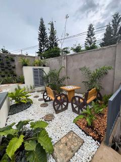 The Hill-top Residences - Tagaytay - 9