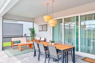 15807 Luxury 8 Bedroom Family Home with Game Room - 5