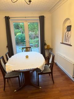 Stunning Bungalow In Rugby by Eason Stays, Ideal for Weekend Getaways & Business Travellers - Free Parking - - 7