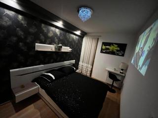 Beautiful Apartment with living room, kitchen, bedroom, bathroom in amazing neighborhood - Krakau - 4
