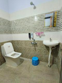 Comfortable Budget Stay at ServoStay NonAC Rooms in Tirupati Ideal for Pilgrims - Tirupati - 9
