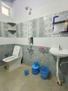 Comfortable Budget Stay at ServoStay NonAC Rooms in Tirupati Ideal for Pilgrims - Tirupati - 8