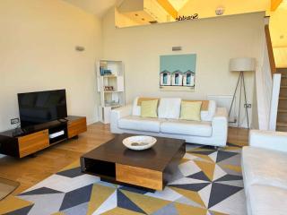 House 32 - Looe - 2