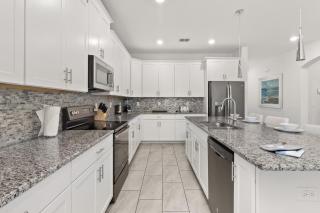 Luxury Villa Pool & Lazy River 20 Min To Disney - 3