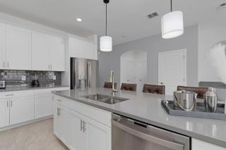 6Br Villa With Pool & Games Room, Near Disney! - 1