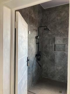 Amici - Kigali - 8