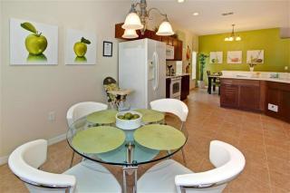 Family-Friendly Villa Games Disney Nearby! - 7