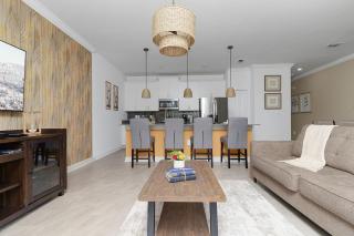 4Br Townhome With Pool - 10 Mins To Disney! - 7