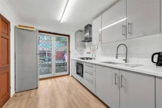 Serene Retreat in Erith with Shared Facilities - Erith - 6
