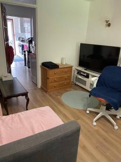Serene Retreat in Erith with Shared Facilities - Erith - 7