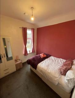 Wilsuel Holiday Home with Garden - Wolverhampton - 2