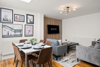 Open plan living I Extended stays I free parking - 0