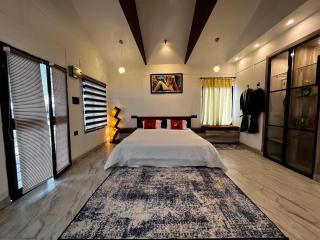 Riverside Burrows - Jabalpur - 4