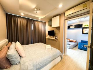 Finn Room Plus 38 sqm & The Patio by BHB - 8