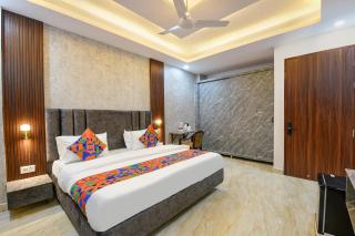 FabHotel Comfort N Stay - Gurgaon - 3
