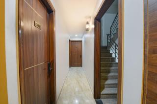 FabHotel Comfort N Stay - Gurgaon - 4