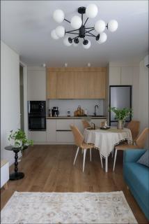 Cozy Apartment , Floor to Ceiling Mountain View 1914 - Almaty - 3
