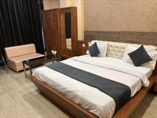 Hotel Swarat Inn by RoyalFlame - Satna - 2