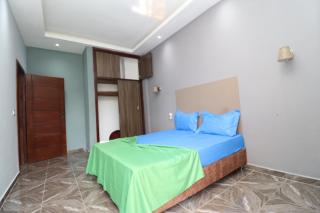 AfriqPnB RF2 Studio Emombo avec Piscine - Kribi - 9
