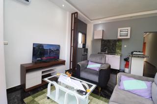 AfriqPnB RF2 Studio Emombo avec Piscine - Kribi - 7