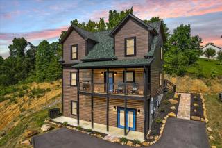 New Cabin Windoor Swim Spa, Hot Tub & Gameroom - Pigeon Forge - 0