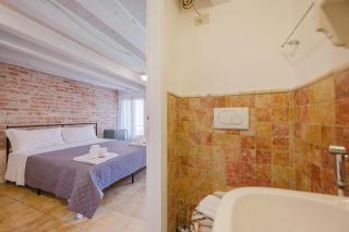 Balastro Design Rooms - Venice City Center - Venice - 9