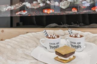 New Cabin Windoor Pool, Hot Tub & Gameroom - 8