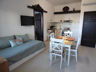 Villa Mimosa Poros Beachfront Apartment - Poros - 2