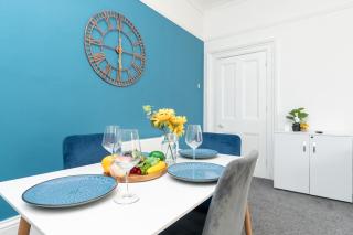 Open Mind Property - 2 Bedrooms & Free Parking - 9