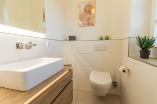 Villa BalticBliss auf Rügen - direkt am Golplatz mit Sauna und Jacuzzi - Lohme - 8