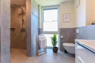 Lykke – Traumhafte Ferienwohnung mit Garten und Meerblick in erster Reihe! - 8
