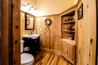 Modern and Cozy Cabin Rental Between Mountains and River in Northern Georgia - 4