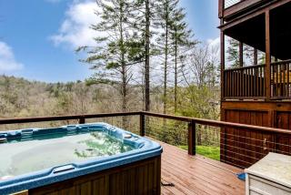 Luxury Three-Story Riverfront Cabin Rental for Groups in Blue Ridge Region of Georgia - 6