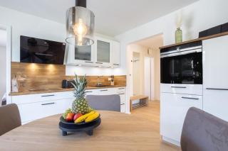 Villa Dornkamp 1 - Luxuriöse Ferienwohnung für 4 Personen inklusive Sauna und Garten - Timmendorfer Strand - 7