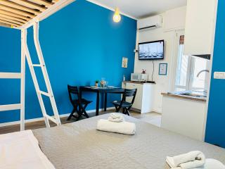 Very close to the beach Terrace with a sea view - Riva Ligure - 8