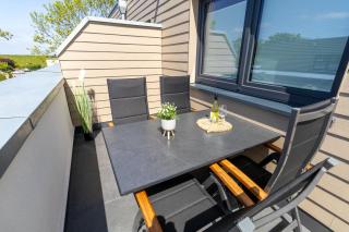 Küstenliebe Tossens – Exklusive Ferienwohnung mit Sauna & nah am Strand! - Tossens - 2
