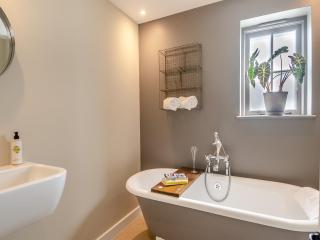 Stable Cottage - 2