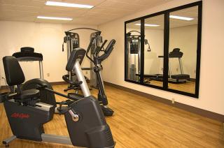 Staywell Inn & Suites - London - 6