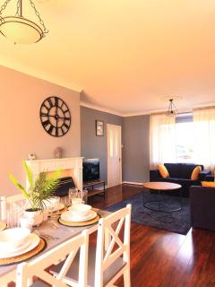 Cosy 3 bed house in Doncaster - - 0